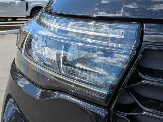 New 2026 Agate Black Metallic Ford ST-Line image 10