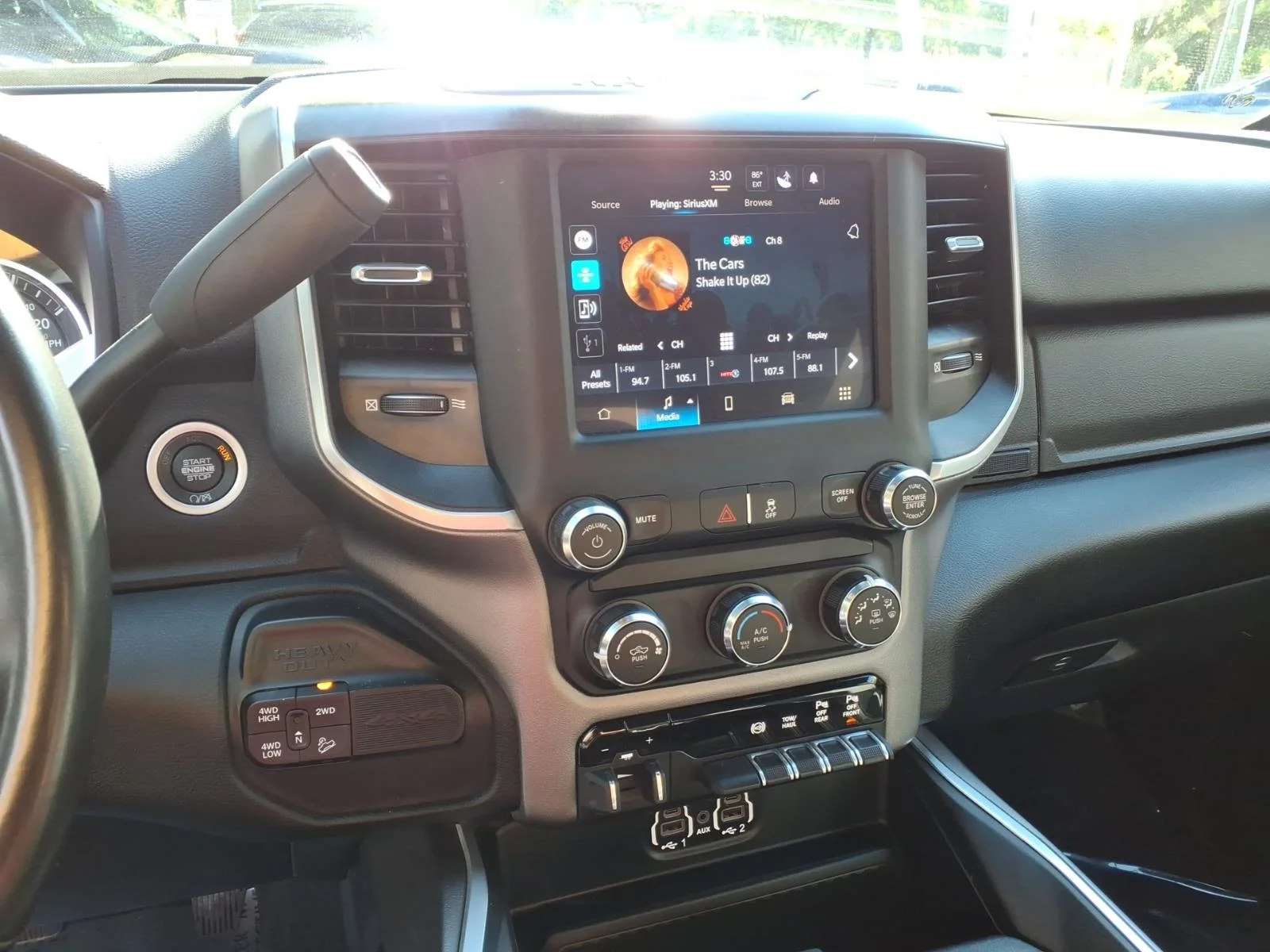 Used 2024 Bright White Clear Coat (pw7) RAM Big Horn image 9