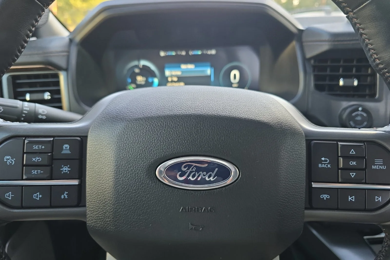 Used 2022 Gray Ford  image 22