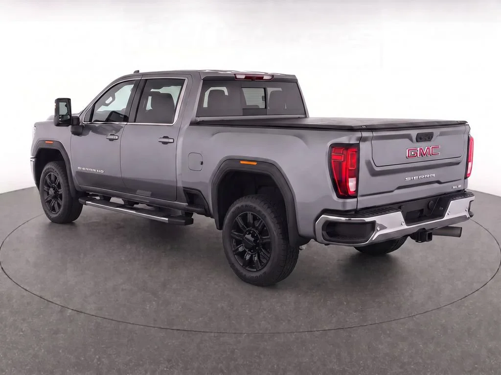 Certified Used 2026 Sterling Metallic GMC SLE image 4