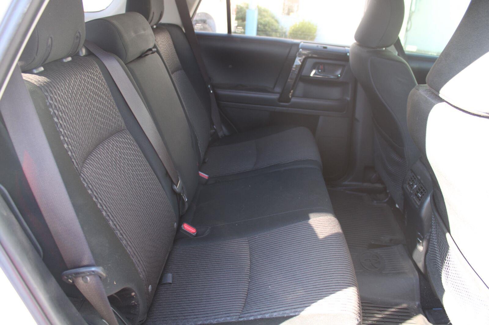 Used 2019 Super White Toyota TRD Off-Road image 5