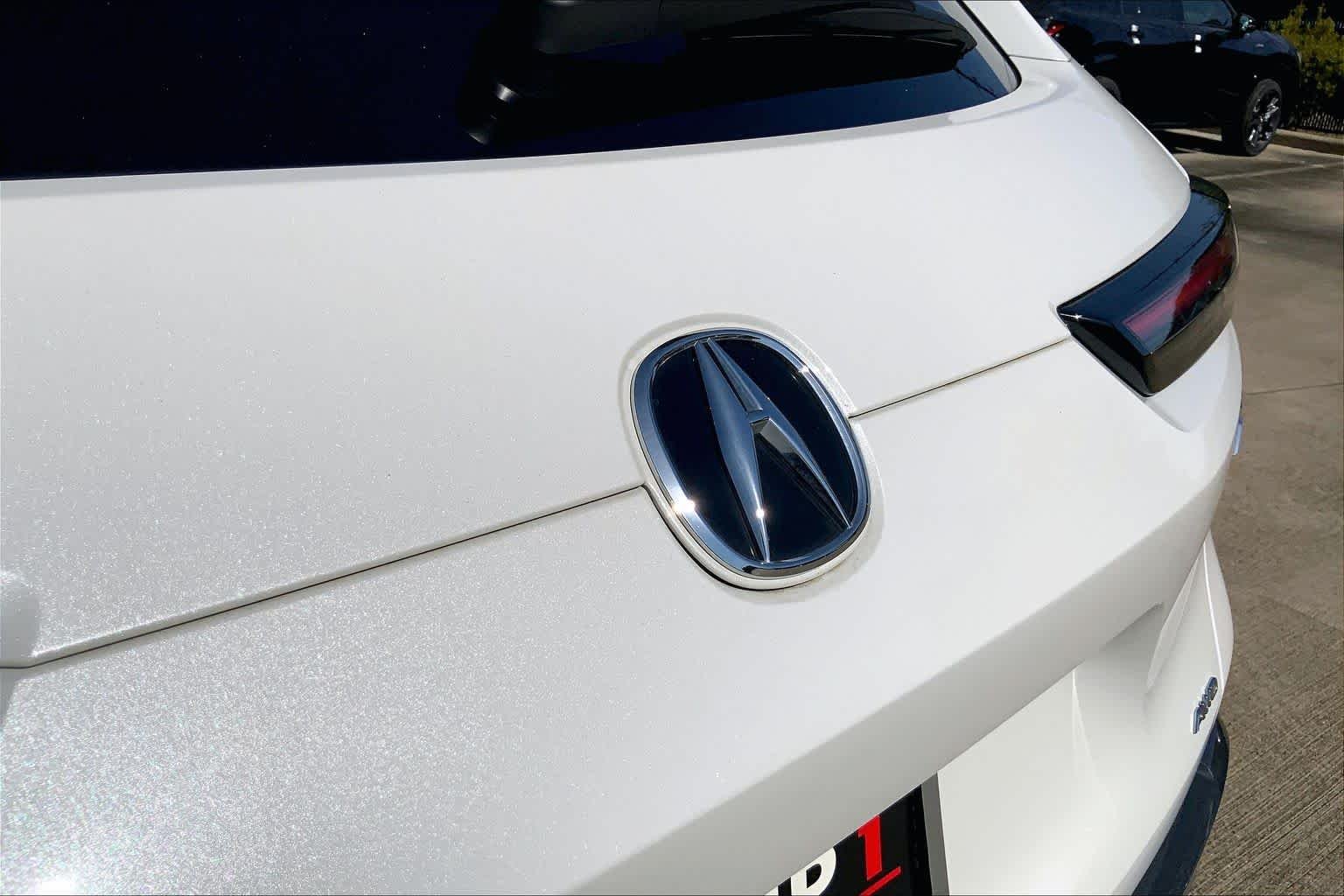 Used 2025 Platinum White Pearl Acura  image 30