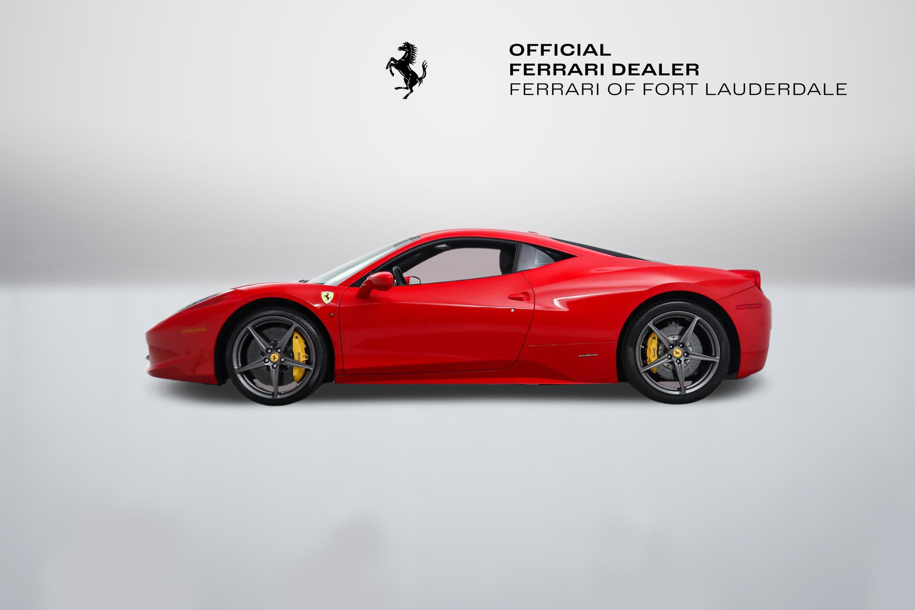 Used 2015 Rosso Corsa Ferrari  image 4