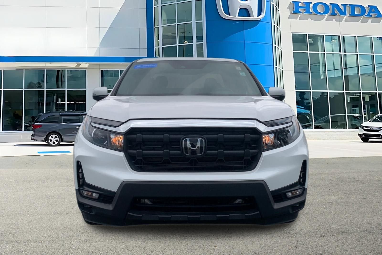 Certified Used 2025 White Honda RTL image 8