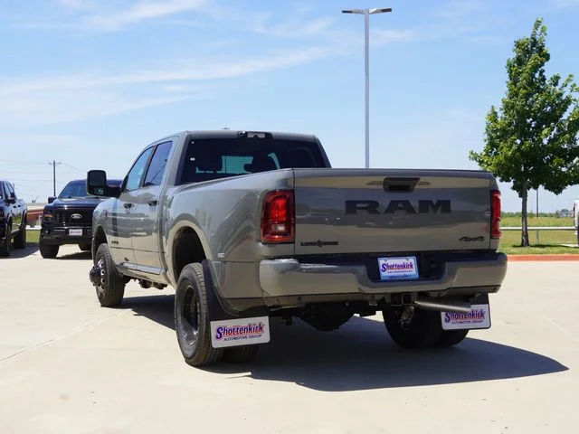 New 2027 Ceramic Gray Clear-Coat Exterior Paint RAM Big Horn image 7
