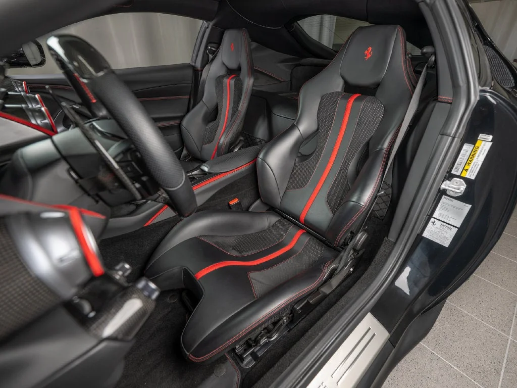Certified Used 2020 Nero Ferrari Base image 11