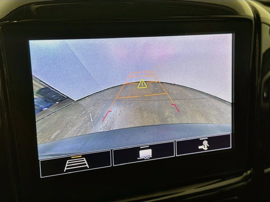 Used 2020 Gray Chevrolet LT image 16