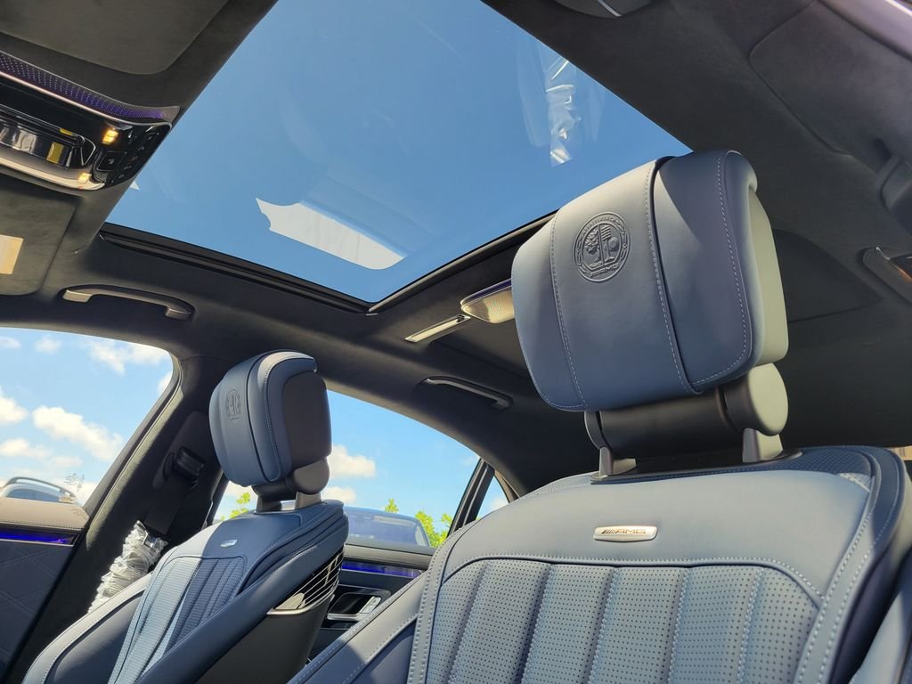 New 2026 MANUFAKTUR Moonlight White Metallic Mercedes-Benz AMG® S 63 E 4MATIC® Sedan image 25