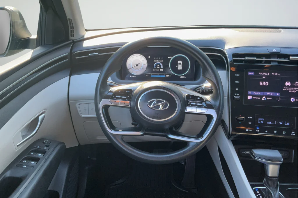 Used 2024 Gray Hyundai SEL image 15