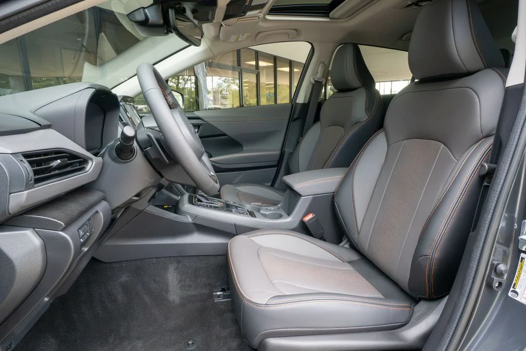 New 2026 MAGNETITE GRAY PEARL Subaru Limited image 8