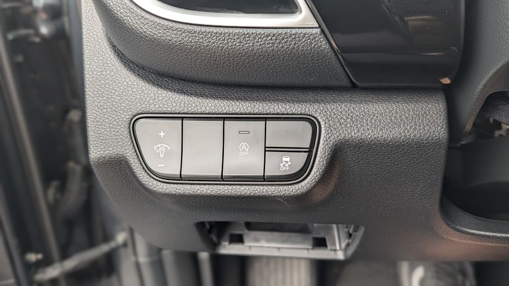 2025 Kia Seltos S - Photo 36
