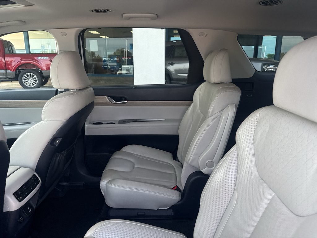 Used 2021 Hyper White Hyundai SEL image 14