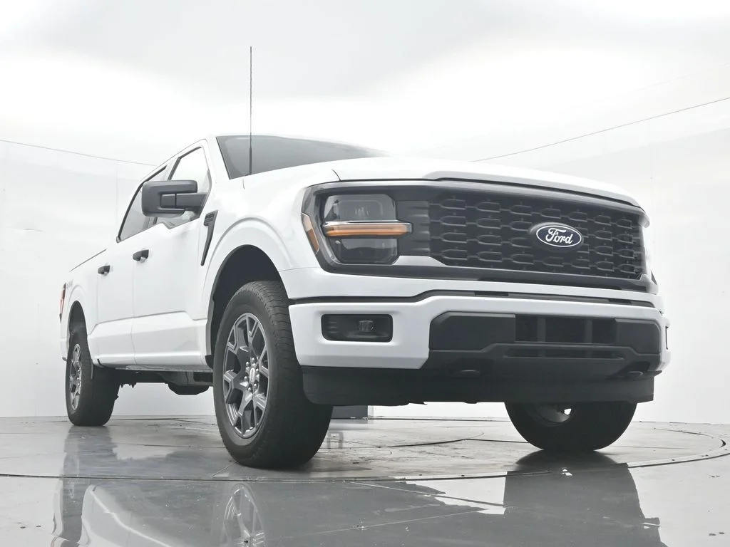 New 2026 Oxford White Ford STX® image 43