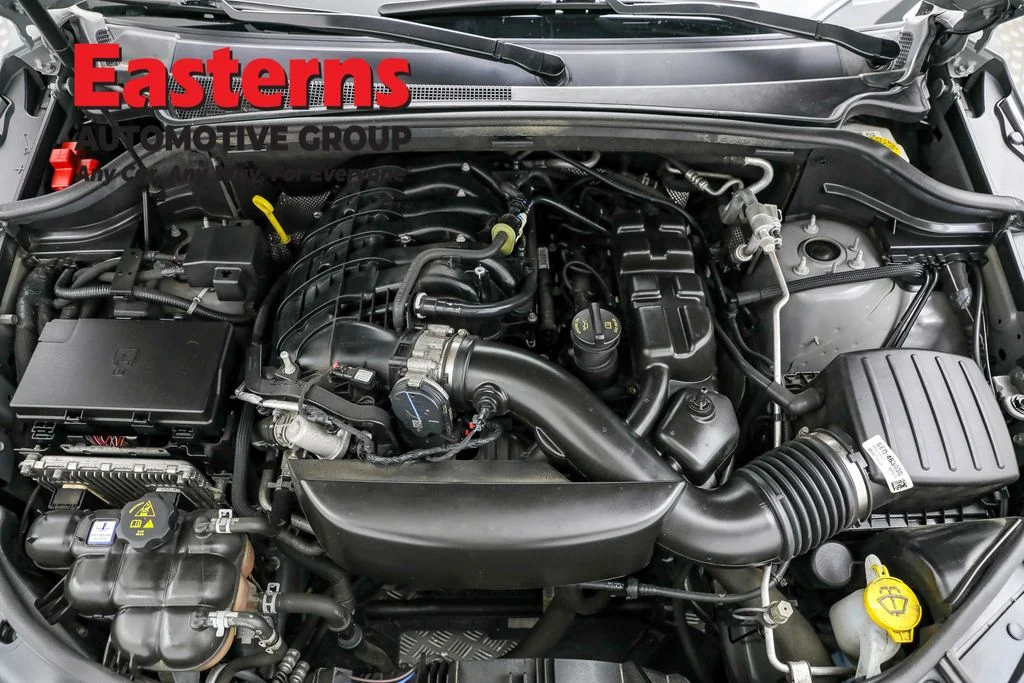 Used 2023 Gray Dodge SXT image 7