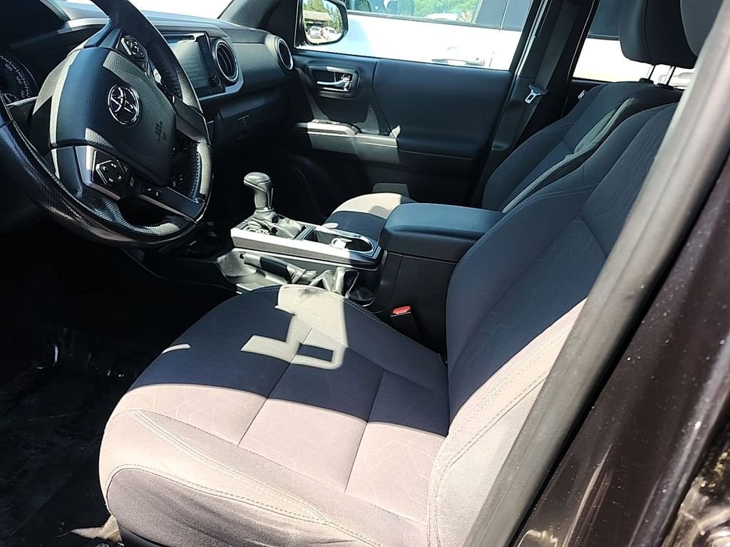 2019 Toyota Tacoma TRD Sport - Photo 6