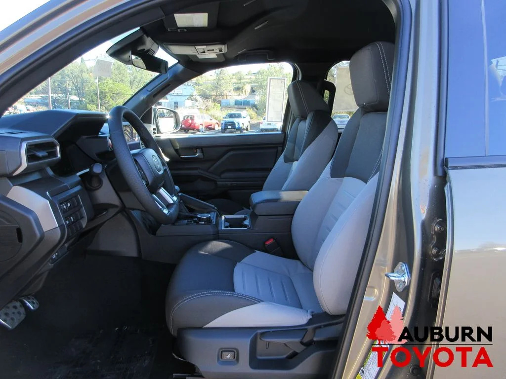 2026 Toyota Tacoma TRD Sport - Photo 8