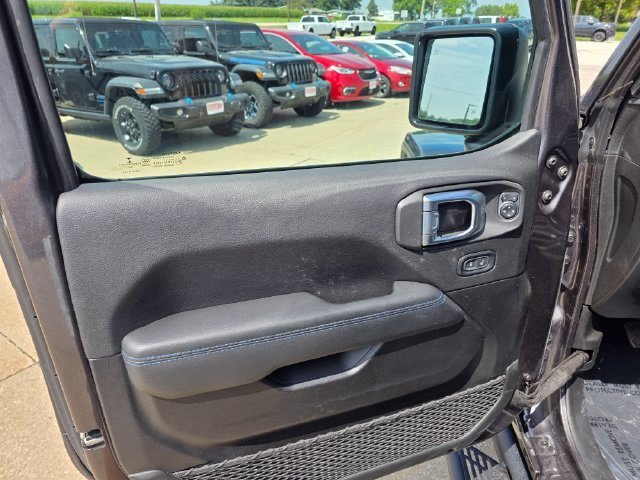 Certified Used 2022 Granite Crystal Metallic Clearcoat Jeep Unlimited Rubicon image 28