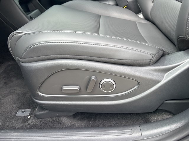 New 2026 Abyss Black Pearl Hyundai SEL image 13