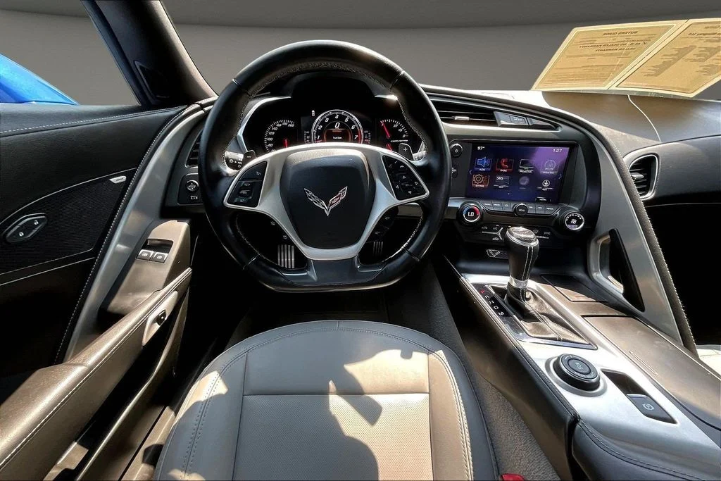Used 2019 Blue Chevrolet Stingray image 10