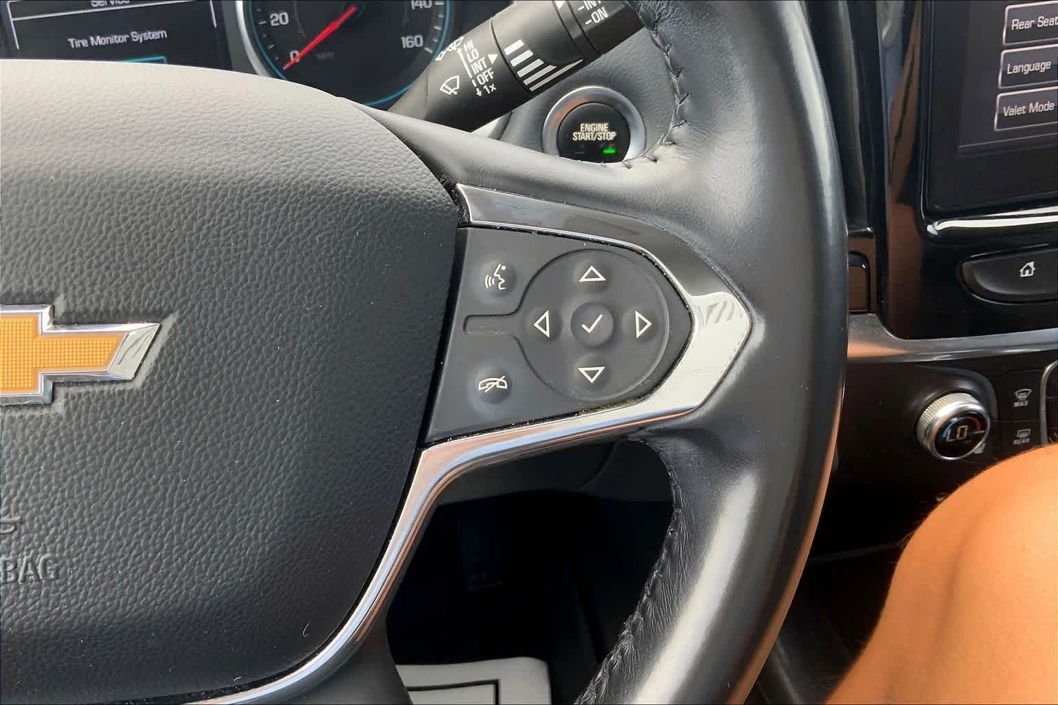 Used 2019 Mosaic Black Metallic Chevrolet LT Cloth image 25