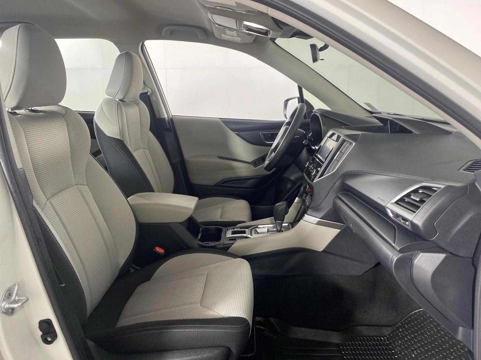 Used 2023 Crystal White Pearl Subaru  image 23