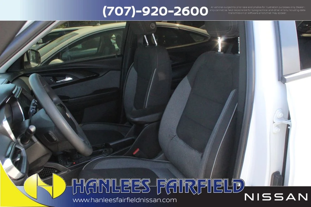Used 2023 White Chevrolet LT image 12