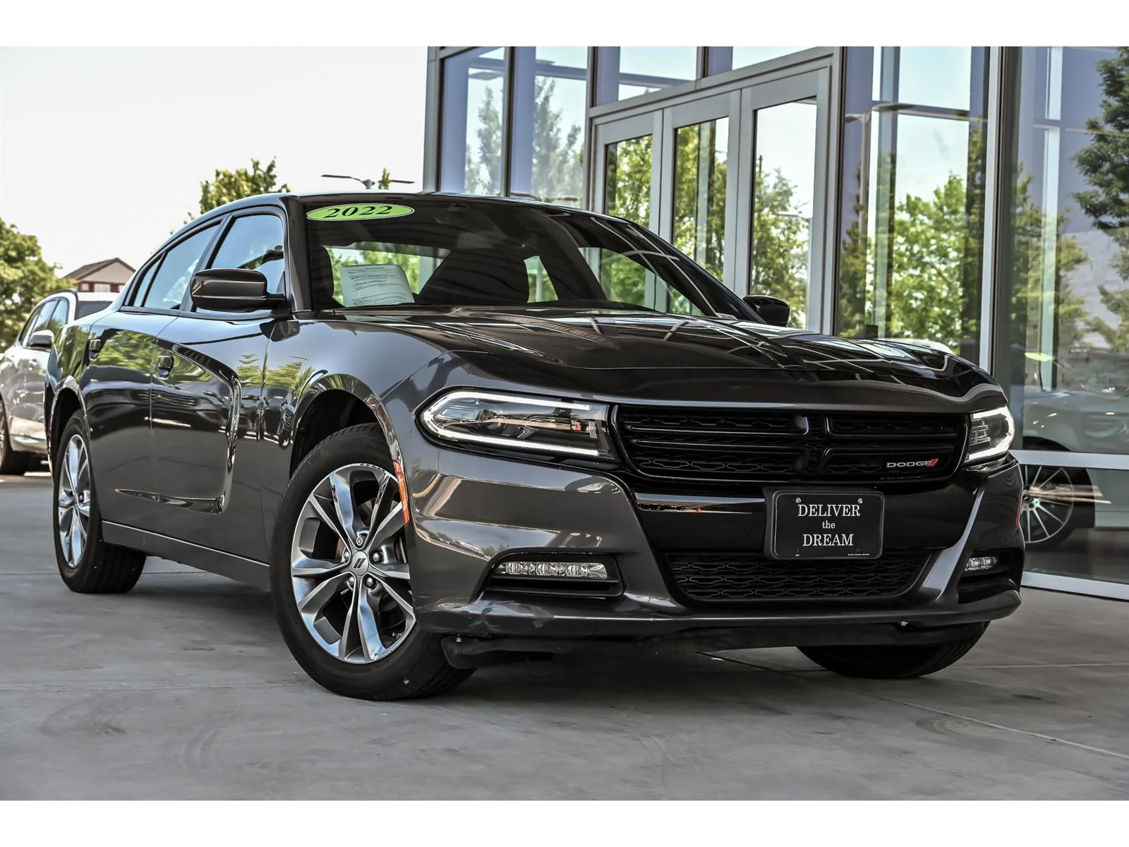 Used 2022 Gray Dodge SXT image 1