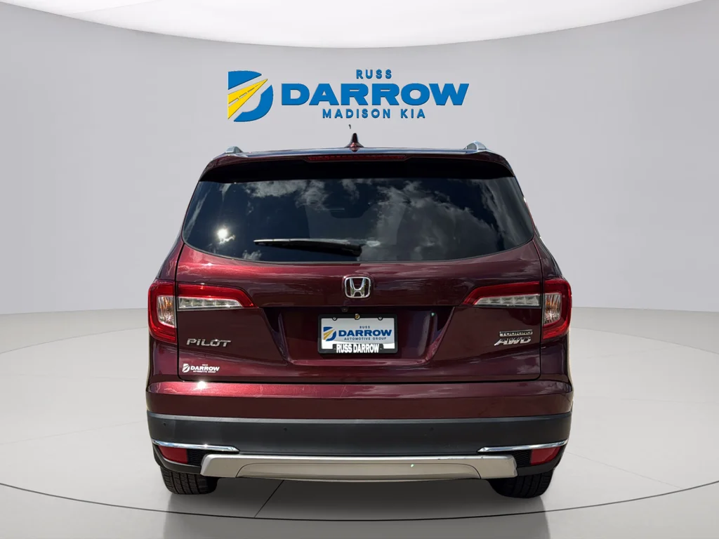 Used 2019 Red Honda Touring image 4