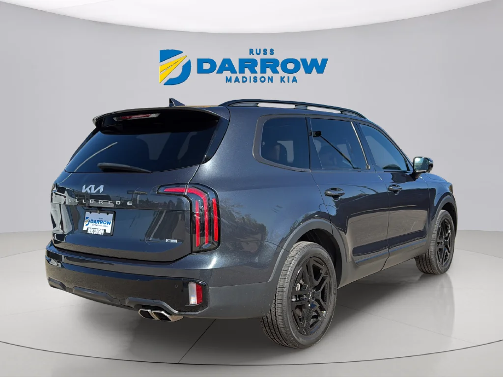 Used 2024 Gravity Gray Kia SX-Prestige X-Line image 5