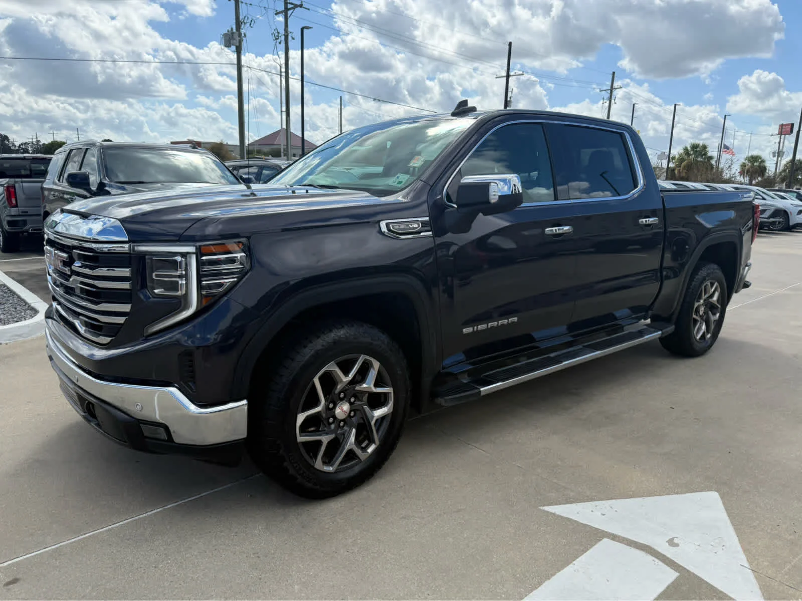 Used 2026 Titanium Rush Metallic GMC SLT image 3