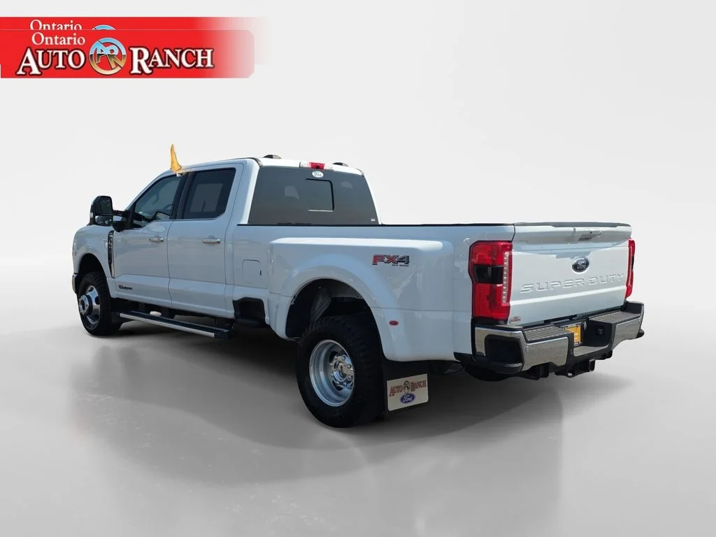 Used 2024 Oxford White Ford LARIAT image 3