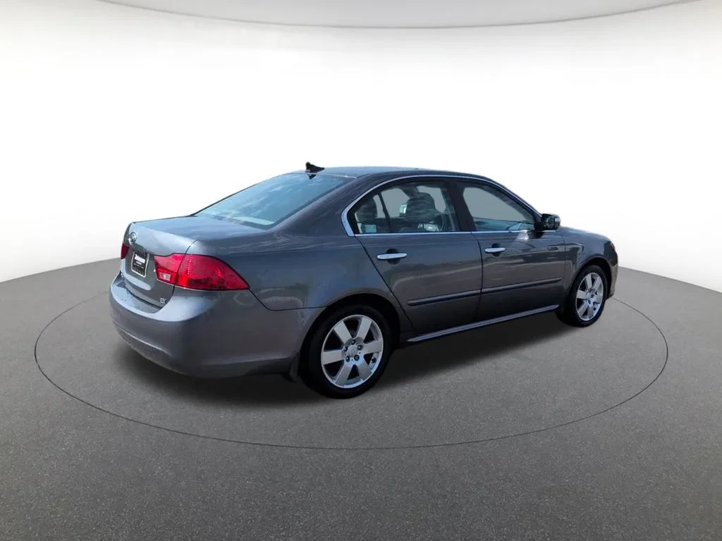 Used 2009 Gray Kia EX image 5