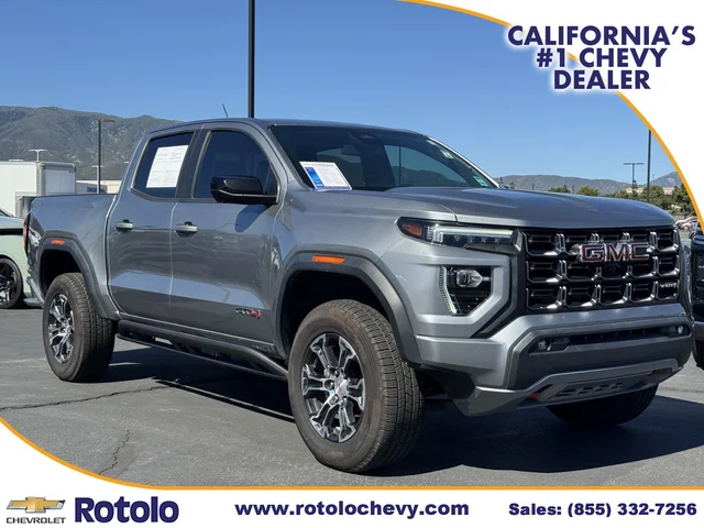 2024 GMC Canyon 4WD AT4