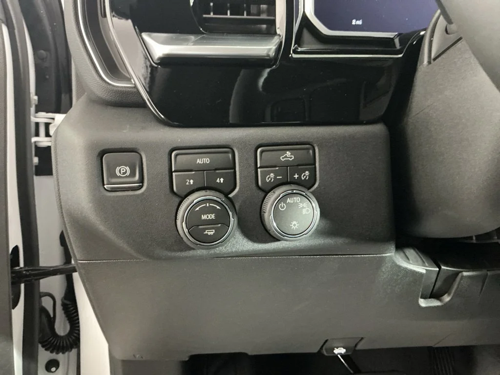 2026 Chevrolet Silverado 1500 LT - Photo 11