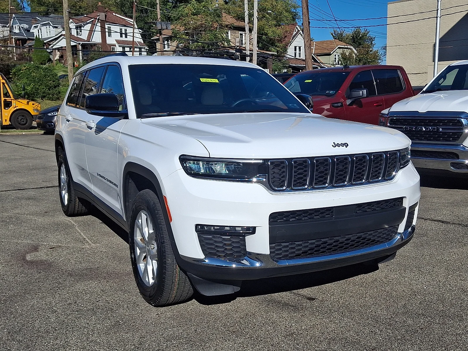 Used 2023 White Jeep Limited image 2