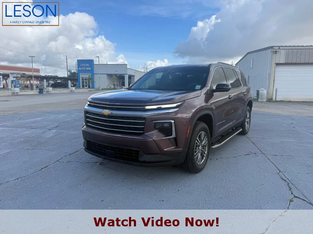 2024 Chevrolet Traverse FWD LT's photo