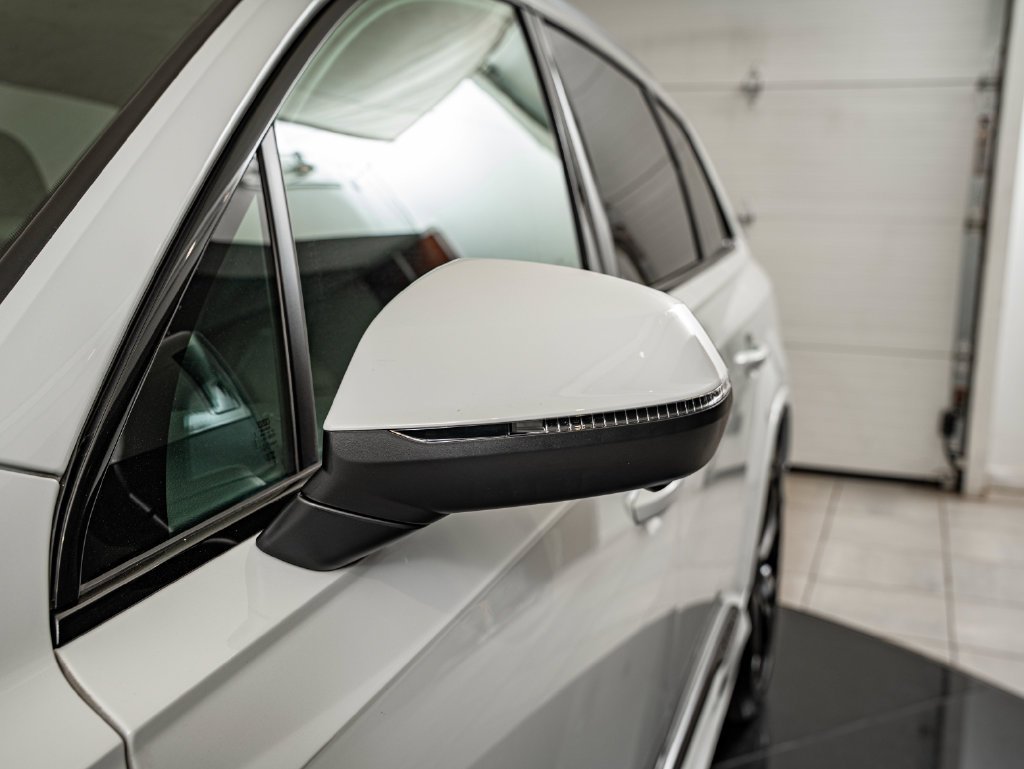 Used 2025 Glacier White Metallic Audi 55 Premium Plus image 10