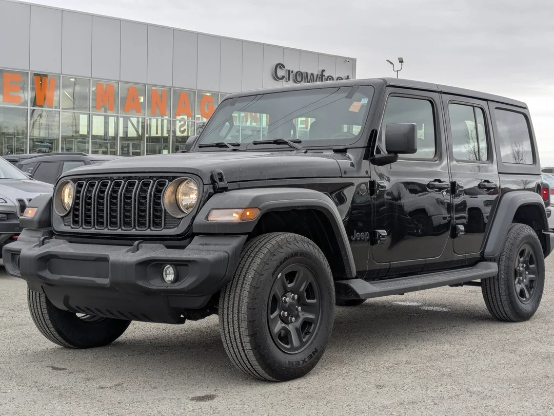 Certified Used 2025 Black Jeep Sport - - 4x4 - Pkg 23B - Black Paint - 3.6L Pentastar V6 - 12.3 Touchscreen & More! image 4