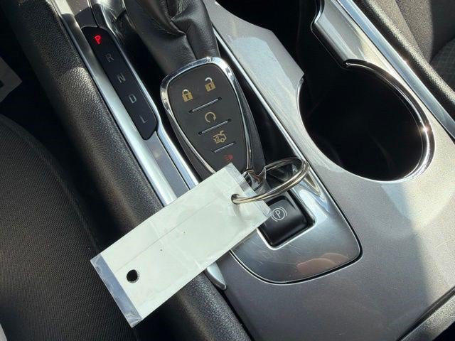 Used 2024 Lakeshore Blue Metallic Chevrolet LT image 30