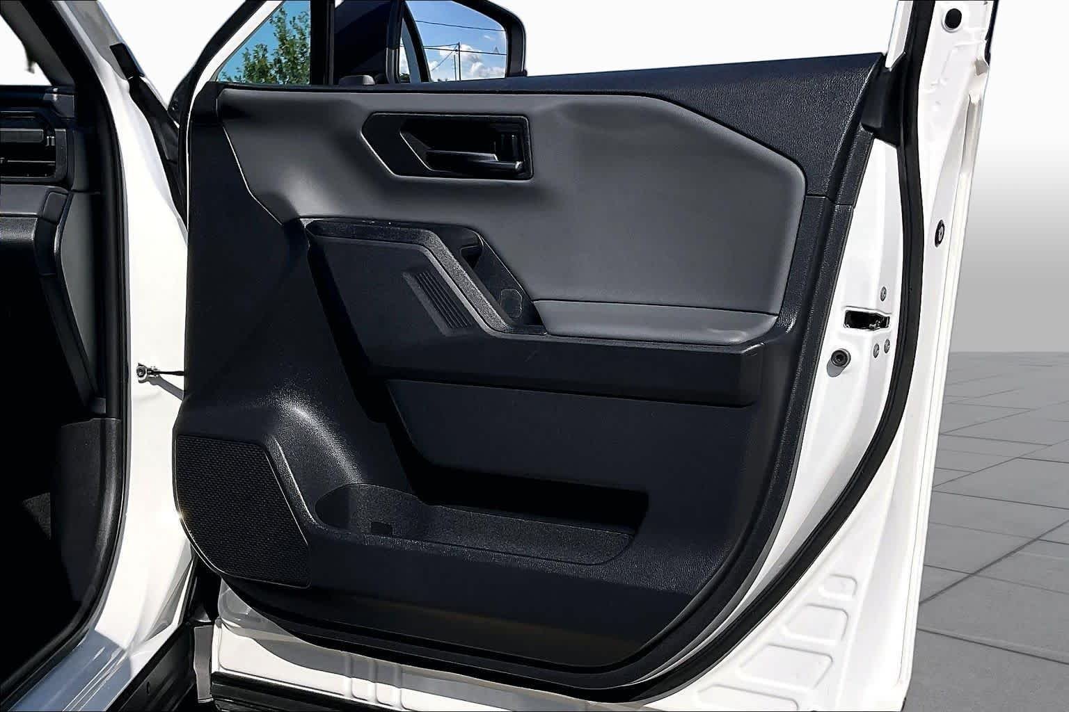 Certified Used 2026 Wind Chill Pearl Toyota XLE Premium image 20