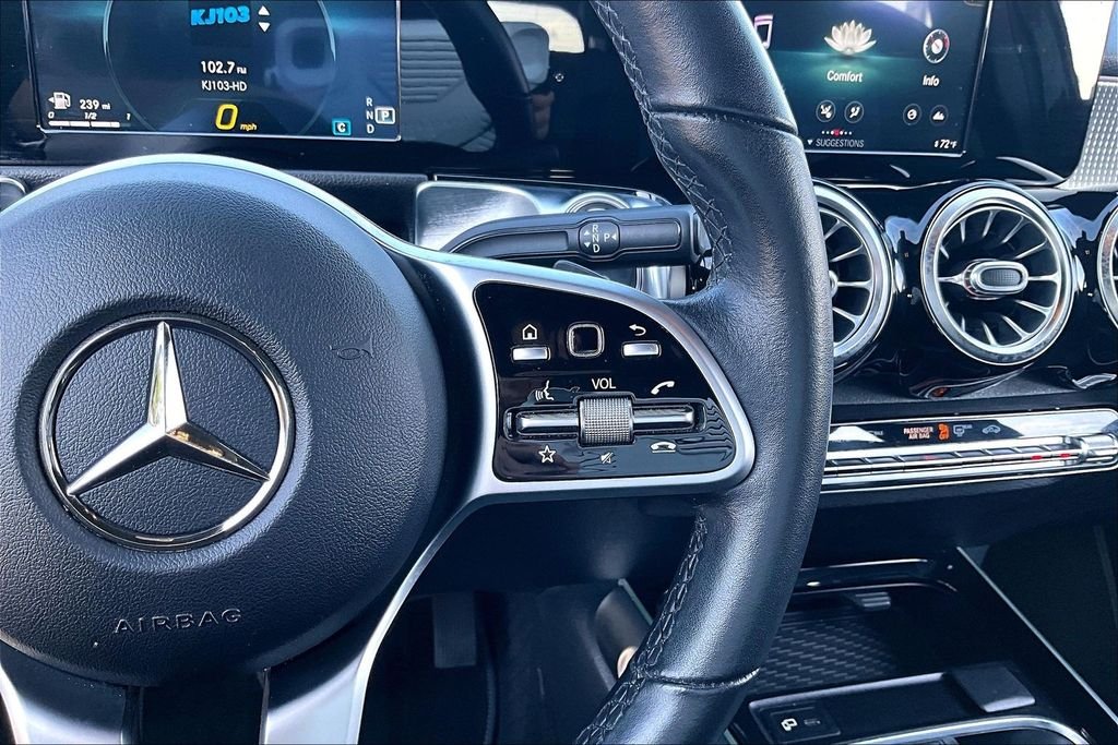 Used 2021 Black Mercedes-Benz GLB 250 image 21