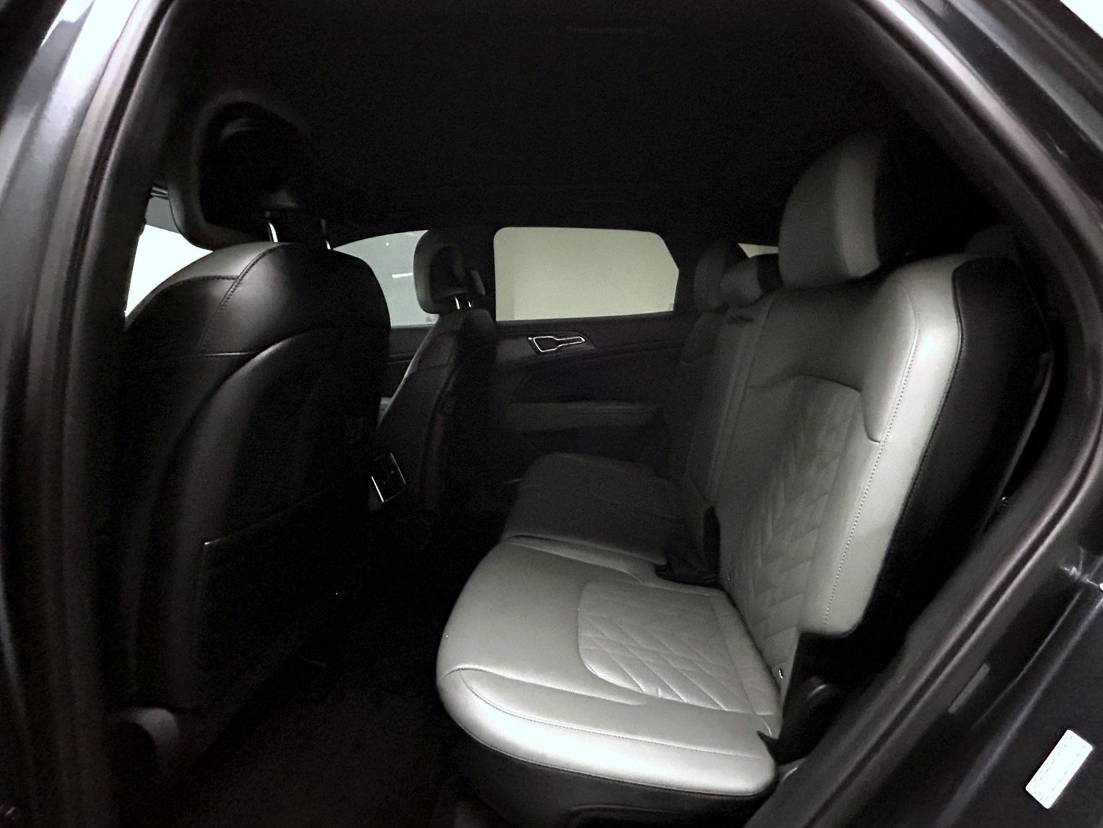 Used 2023 Gray Kia X-Line image 19