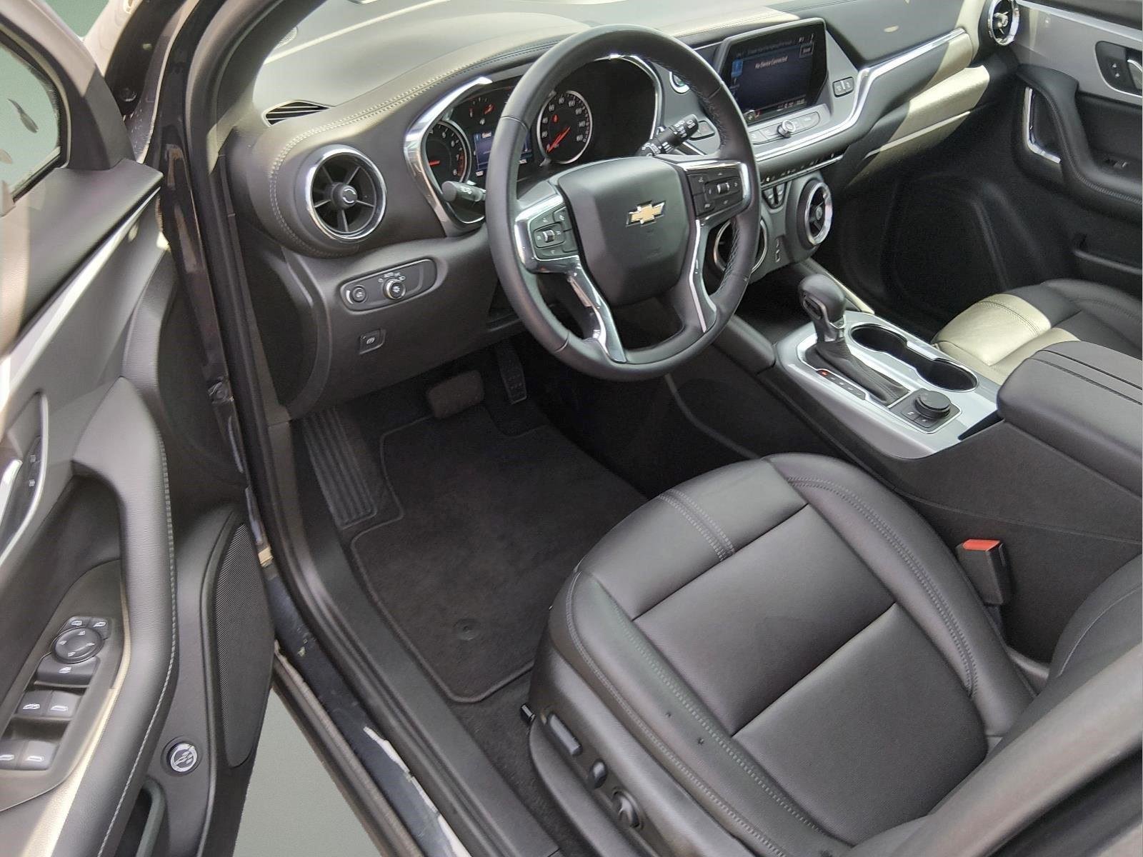 Used 2022 Iron Gray Metallic Chevrolet LT image 15