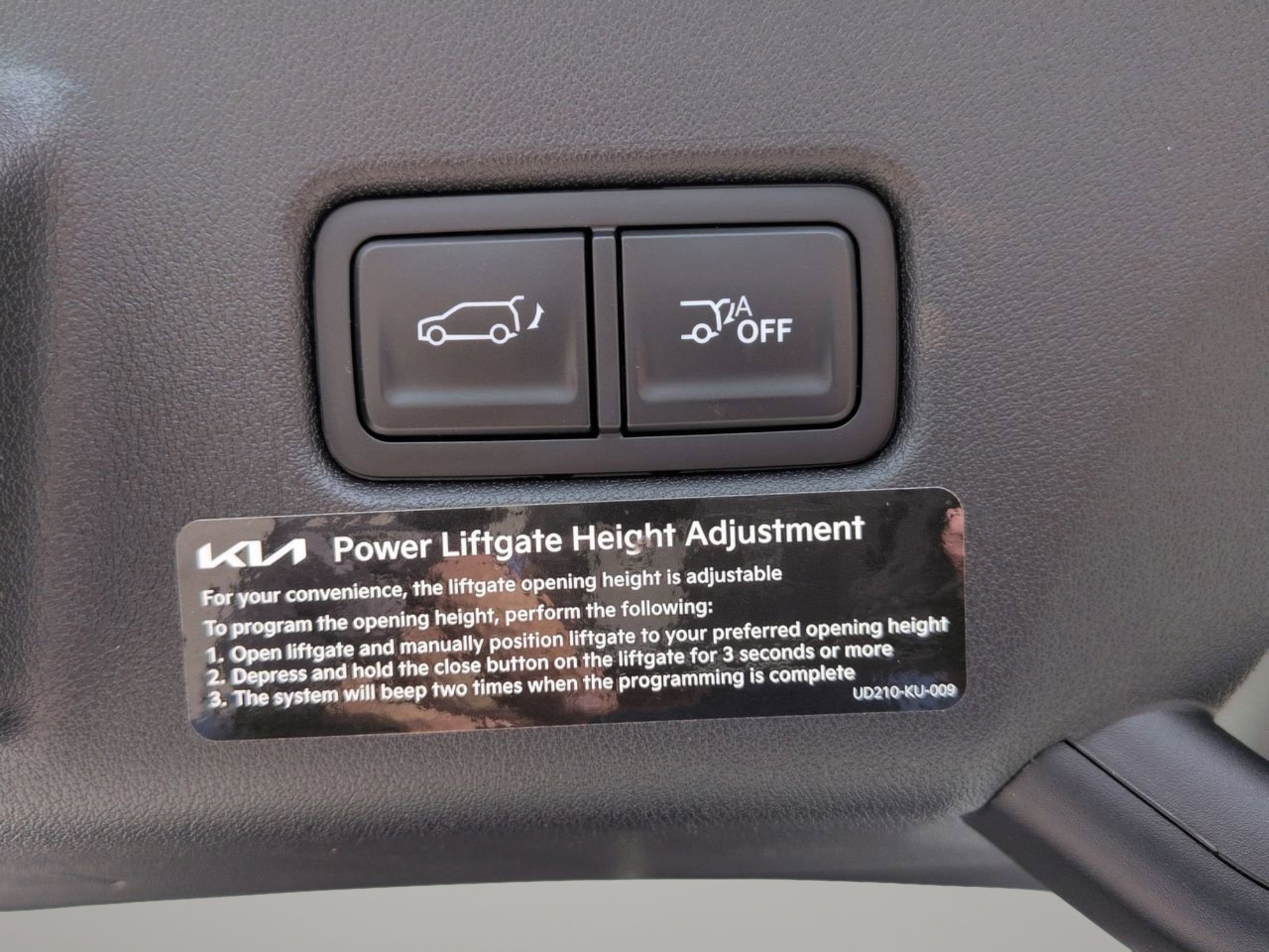 New 2027 Glacial White Kia X-Pro SX-Prestige image 17