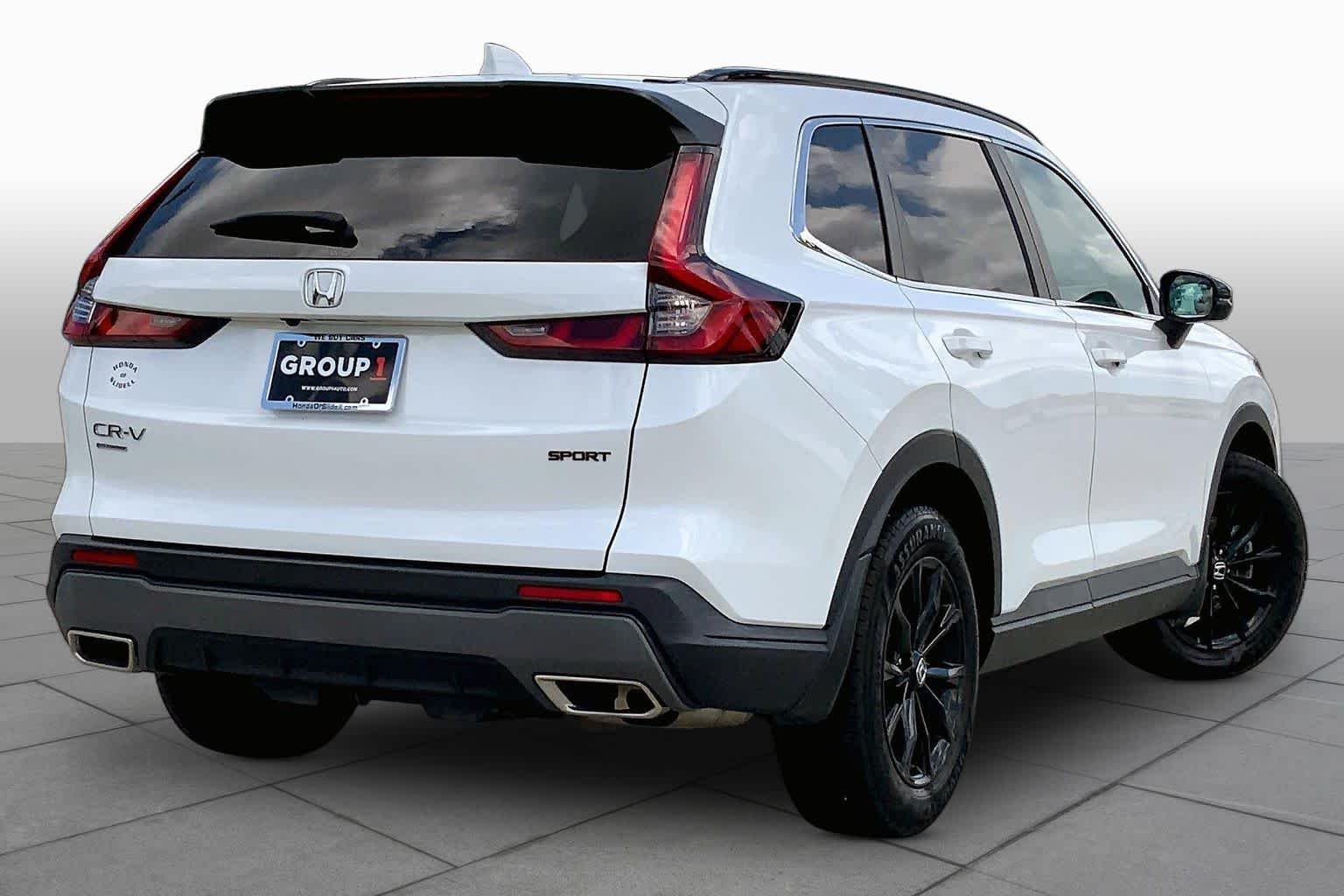 Used 2023 Platinum White Pearl Honda Sport image 13