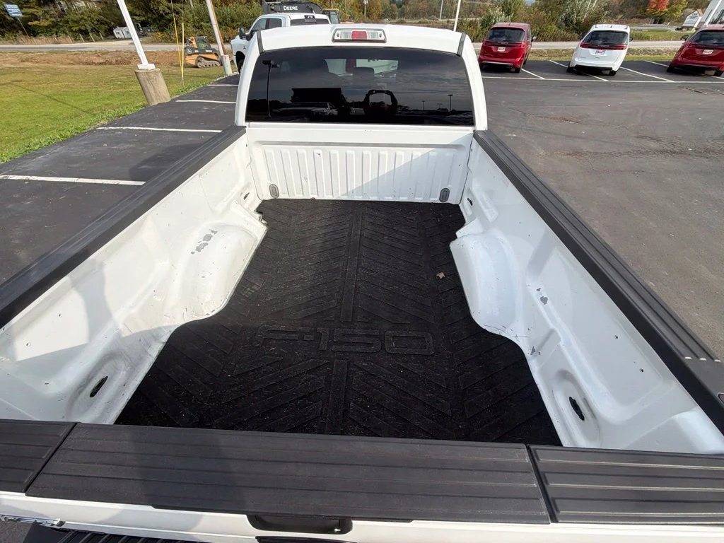 Used 2012 White Ford XLT image 8