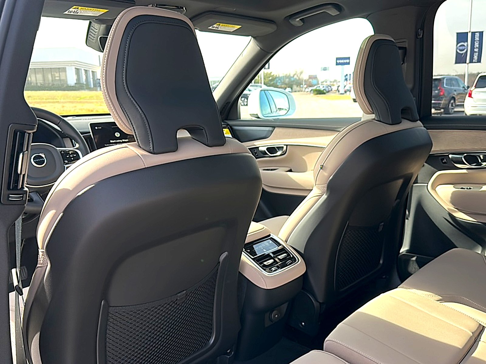 New 2026 Crystal White Volvo Plus image 15