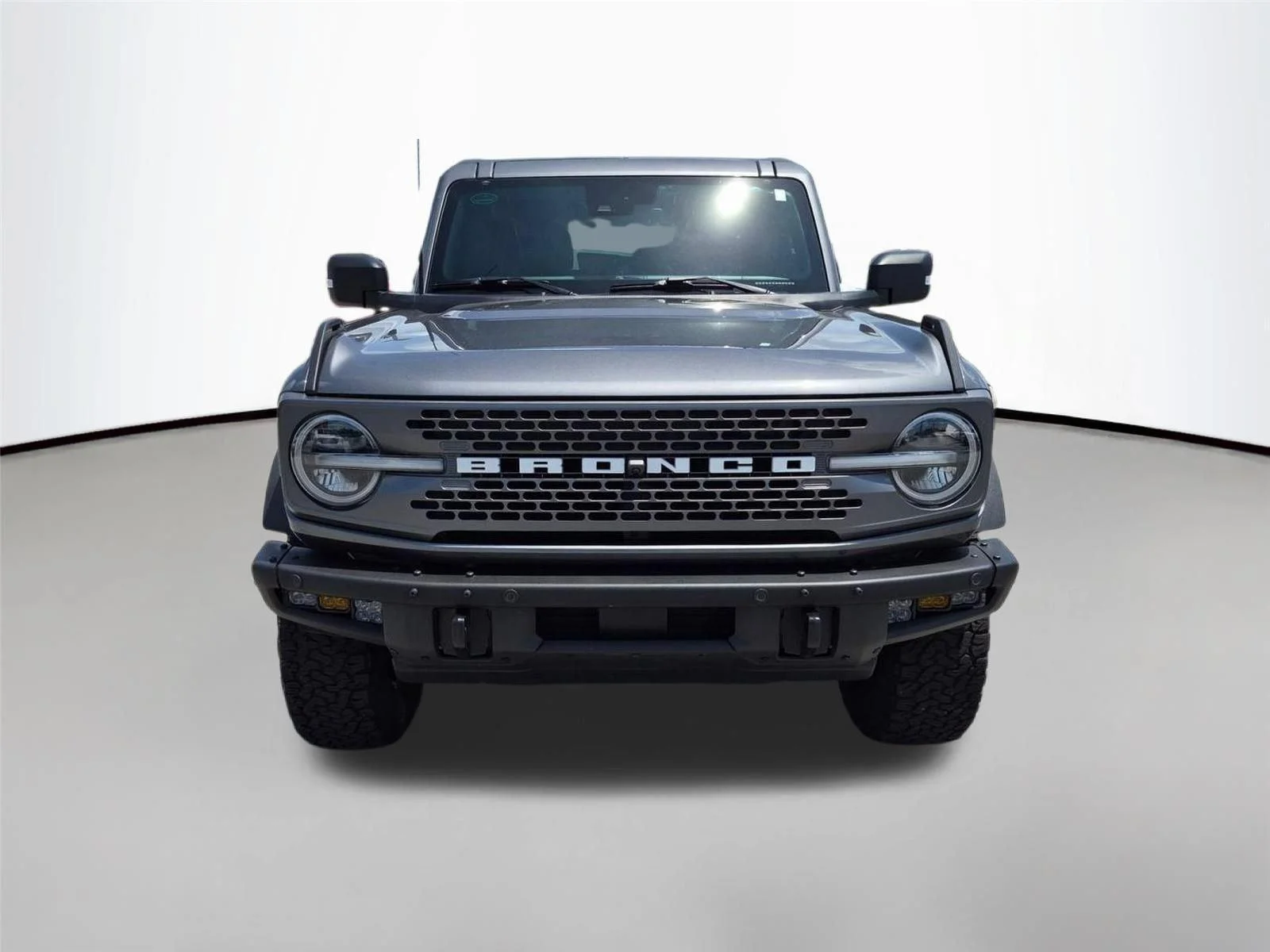 Used 2022 Carbonized Gray Metallic Ford Badlands image 2