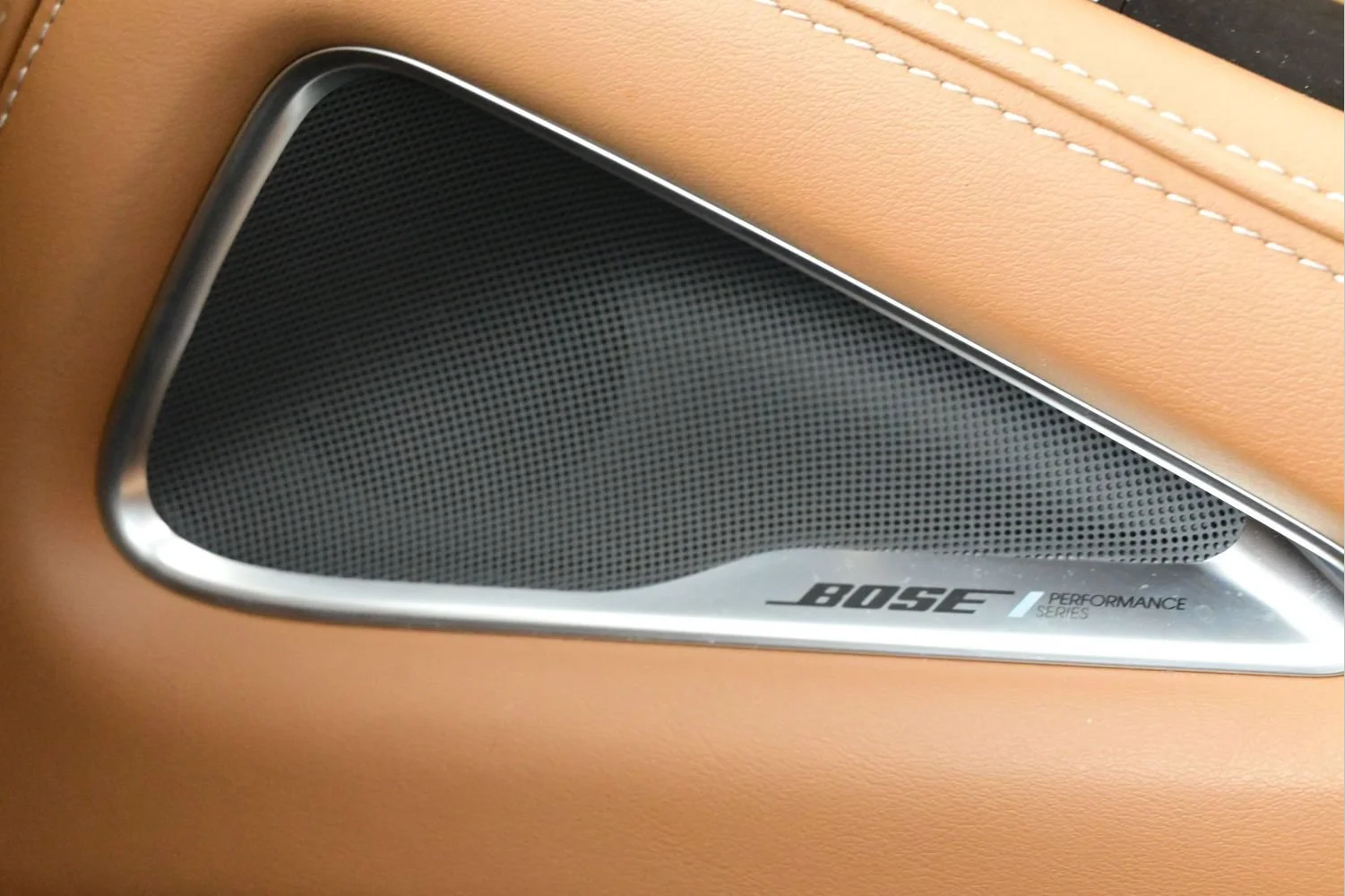 Used 2025 Majestic White INFINITI SENSORY image 21