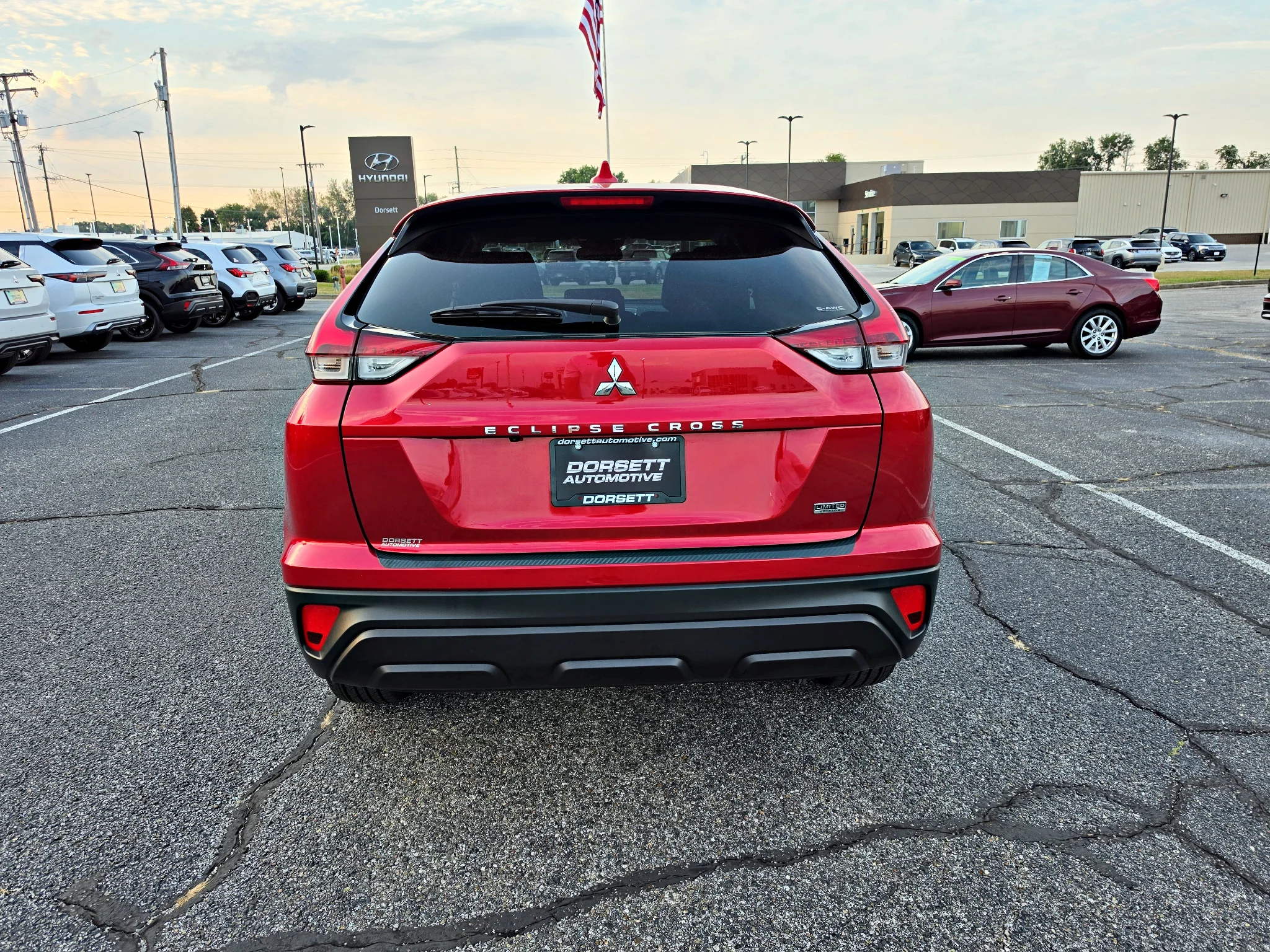 Used 2024 Red Diamond Mitsubishi LE image 7